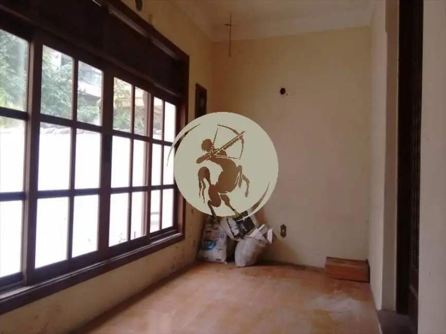 Casa com 3 quartos para alugar, 250m2 em Boqueirão, Santos - SP - imagem 4 Foto 4 de Casa com 3 quartos para alugar, 250m2 em Boqueirão, Santos - SP