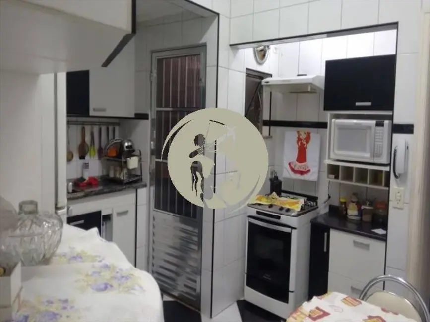 Foto 2 de Casa com 3 quartos à venda, 130m2 em Pompéia, Santos - SP