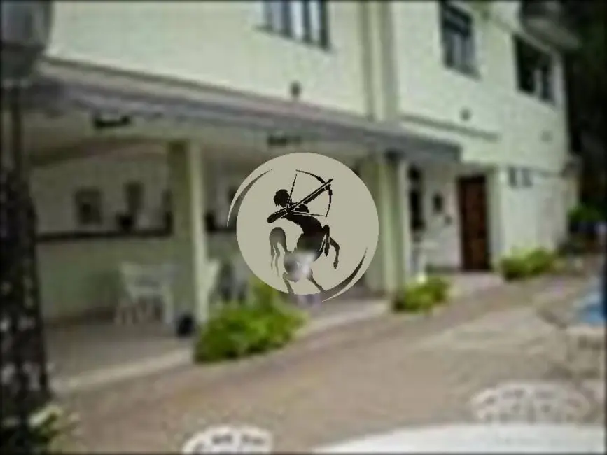 Foto 5 de Casa com 4 quartos à venda, 900m2 em Santos - SP