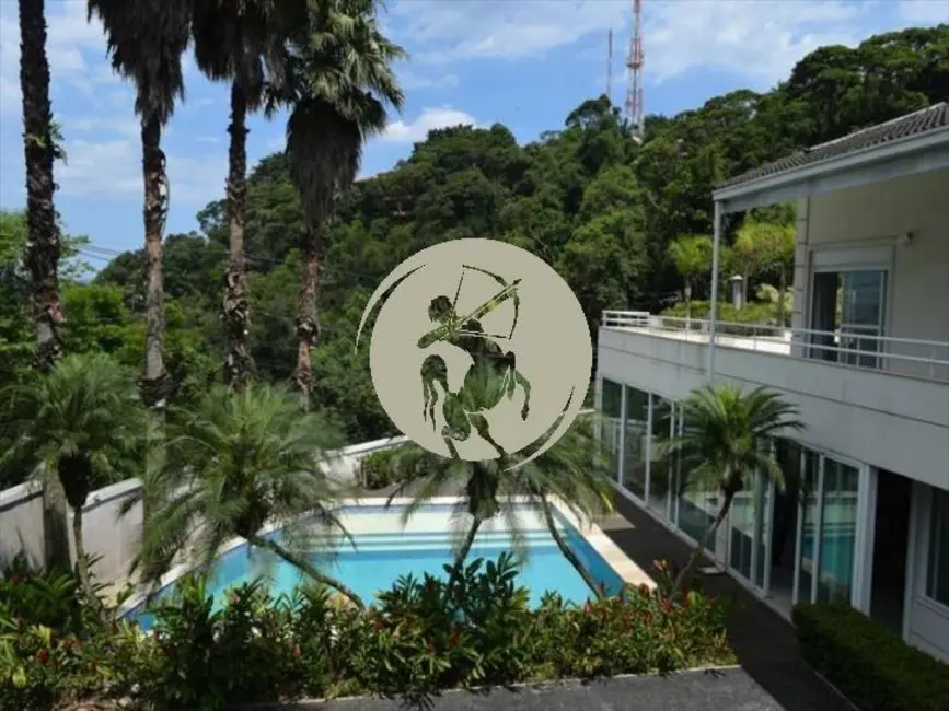 Foto 1 de Casa com 4 quartos à venda, 800m2 em Santos - SP