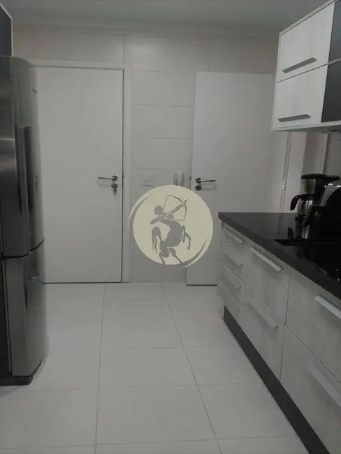 Apartamento com 3 quartos à venda, 128m2 em Gonzaga, Santos - SP - imagem 4 Foto 4 de Apartamento com 3 quartos à venda, 128m2 em Gonzaga, Santos - SP