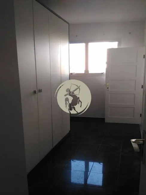 Apartamento com 3 quartos para alugar, 130m2 em Ponta da Praia, Santos - SP - imagem 8 Foto 8 de Apartamento com 3 quartos para alugar, 130m2 em Ponta da Praia, Santos - SP