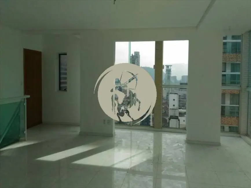 Cobertura com 3 quartos à venda, 239m2 em Gonzaga, Santos - SP - imagem 8 Foto 8 de Cobertura com 3 quartos à venda, 239m2 em Gonzaga, Santos - SP