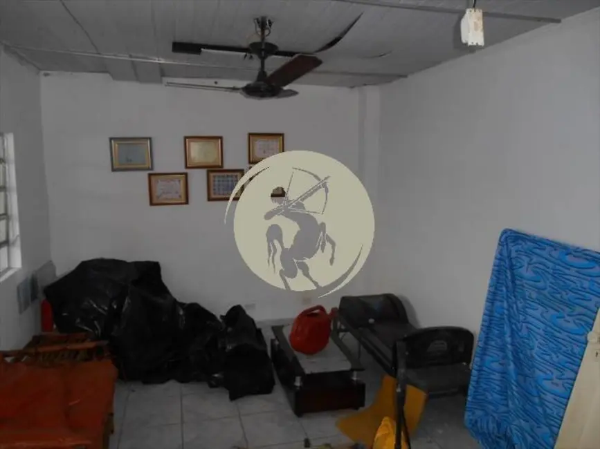 Foto 6 de Casa com 7 quartos à venda, 200m2 em Marapé, Santos - SP