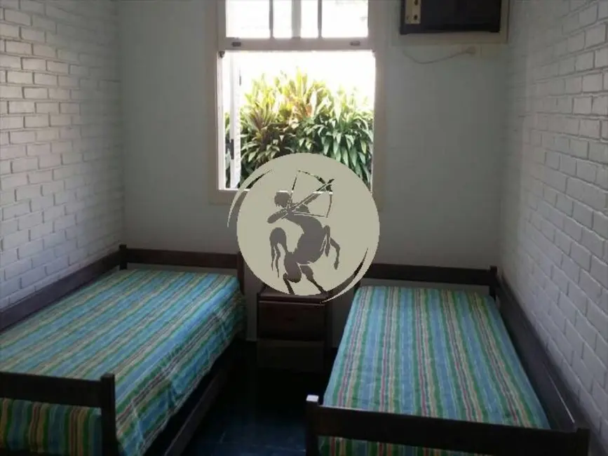 Foto 9 de Casa com 3 quartos à venda, 332m2 em Jardim Virgínia, Guaruja - SP