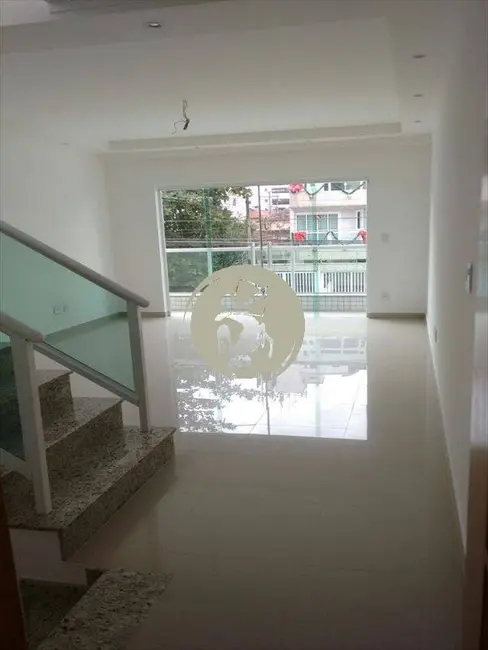 Foto 3 de Casa com 4 quartos à venda, 230m2 em Embaré, Santos - SP