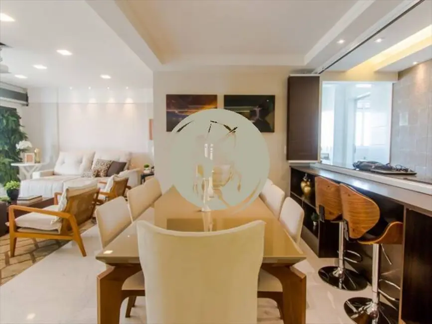 Foto 3 de Apartamento com 3 quartos à venda, 220m2 em Gonzaga, Santos - SP