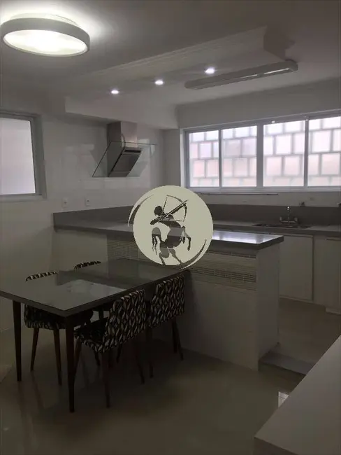 Foto 6 de Sobrado com 3 quartos à venda, 282m2 em Ponta da Praia, Santos - SP