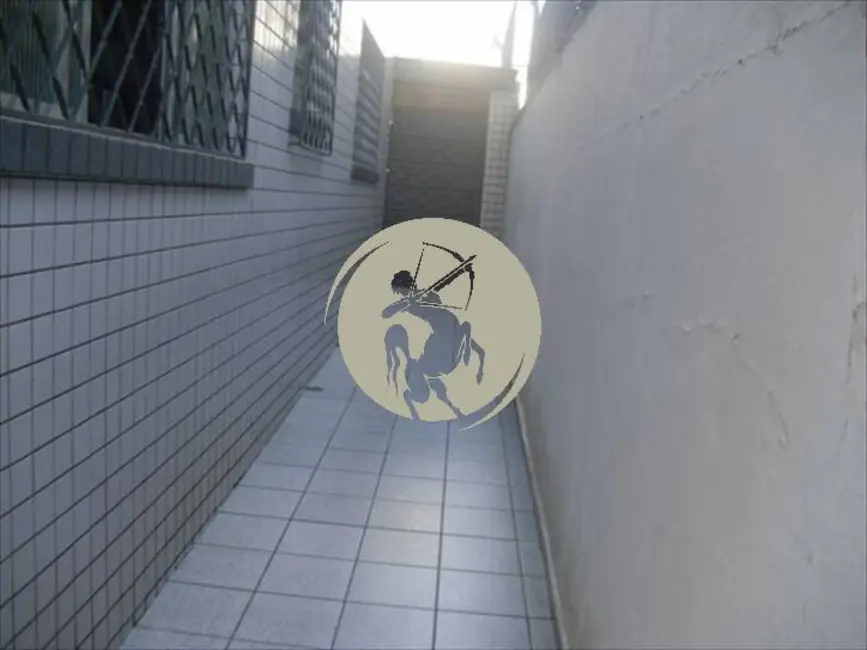 Casa com 3 quartos à venda, 300m2 em Gonzaga, Santos - SP - imagem 3 Foto 3 de Casa com 3 quartos à venda, 300m2 em Gonzaga, Santos - SP