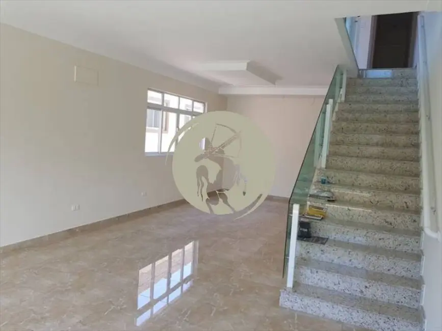 Casa com 4 quartos à venda, 400m2 em Marapé, Santos - SP - imagem 2 Foto 2 de Casa com 4 quartos à venda, 400m2 em Marapé, Santos - SP