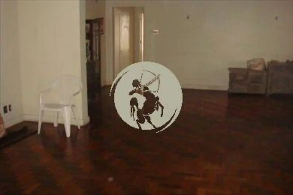 Foto 2 de Casa com 4 quartos à venda, 350m2 em Boqueirão, Santos - SP