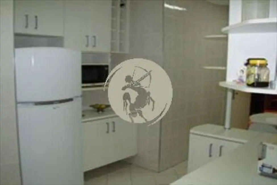 Cobertura com 4 quartos à venda, 250m2 em Gonzaga, Santos - SP - imagem 8 Foto 8 de Cobertura com 4 quartos à venda, 250m2 em Gonzaga, Santos - SP