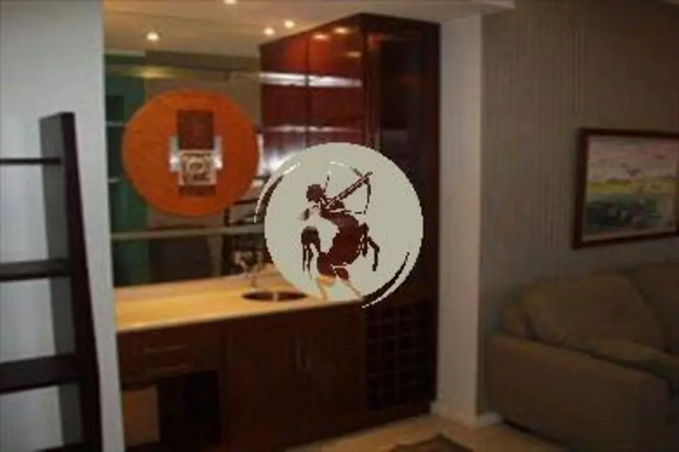 Cobertura com 4 quartos à venda, 250m2 em Gonzaga, Santos - SP - imagem 3 Foto 3 de Cobertura com 4 quartos à venda, 250m2 em Gonzaga, Santos - SP