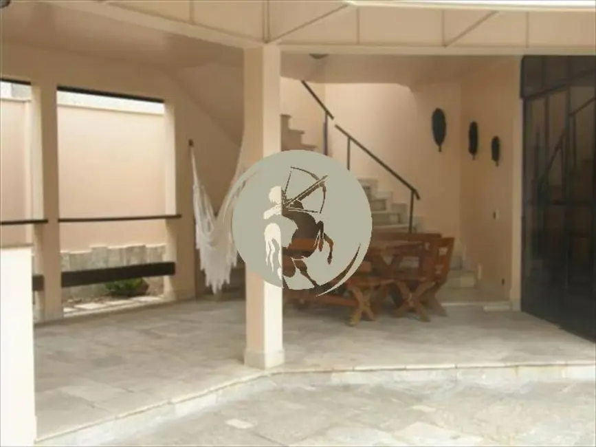 Casa com 3 quartos à venda, 350m2 em José Menino, Santos - SP - imagem 5 Foto 5 de Casa com 3 quartos à venda, 350m2 em José Menino, Santos - SP