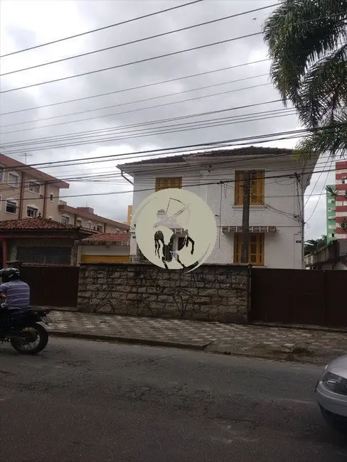 Foto 2 de Casa com 3 quartos à venda, 350m2 em Encruzilhada, Santos - SP