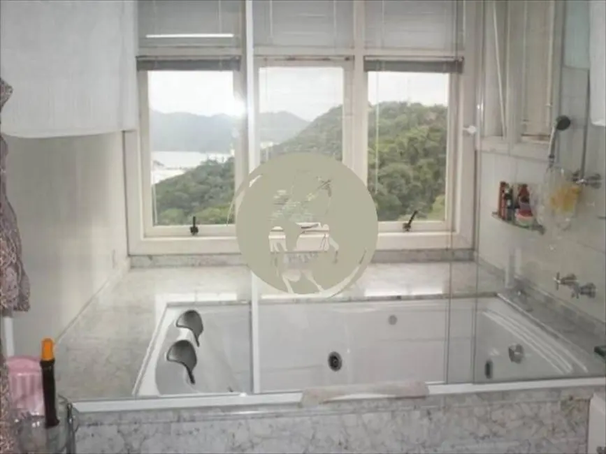 Casa de Condomínio com 6 quartos à venda, 700m2 em Santos - SP - imagem 9 Foto 9 de Casa de Condomínio com 6 quartos à venda, 700m2 em Santos - SP