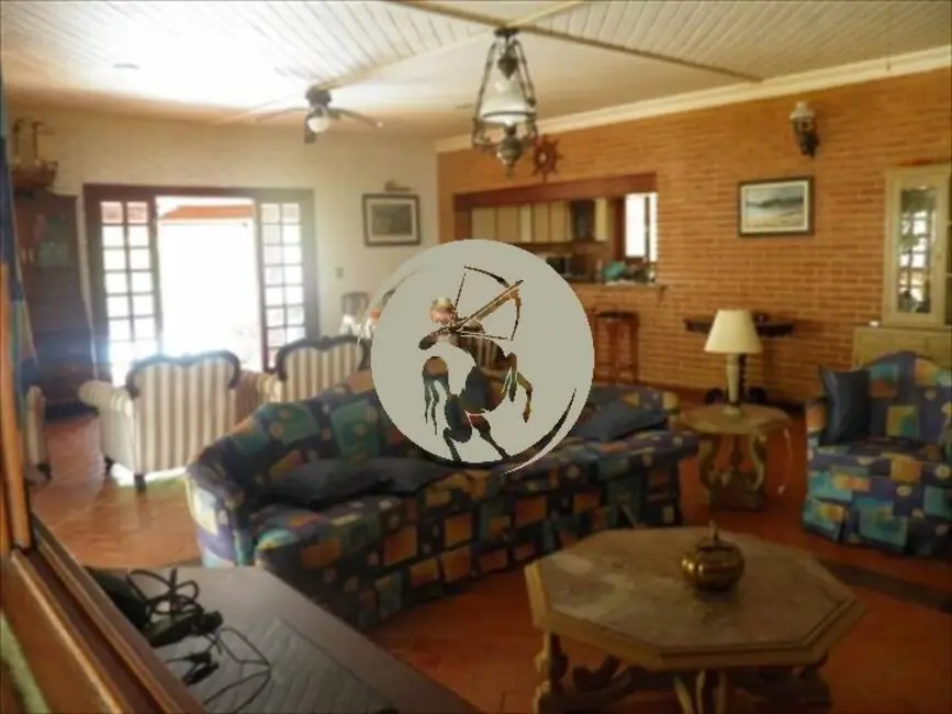 Sobrado com 4 quartos à venda, 450m2 em Acapulco, Guaruja - SP - imagem 7 Foto 7 de Sobrado com 4 quartos à venda, 450m2 em Acapulco, Guaruja - SP