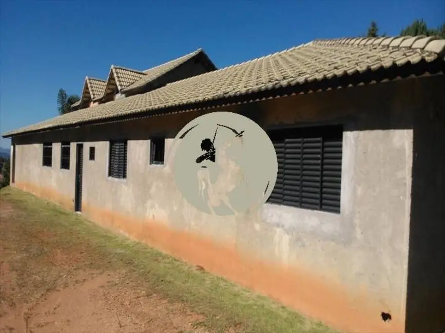 Casa com 4 quartos à venda, 400m2 em Aguas De Lindoia - SP - imagem 7 Foto 7 de Casa com 4 quartos à venda, 400m2 em Aguas De Lindoia - SP