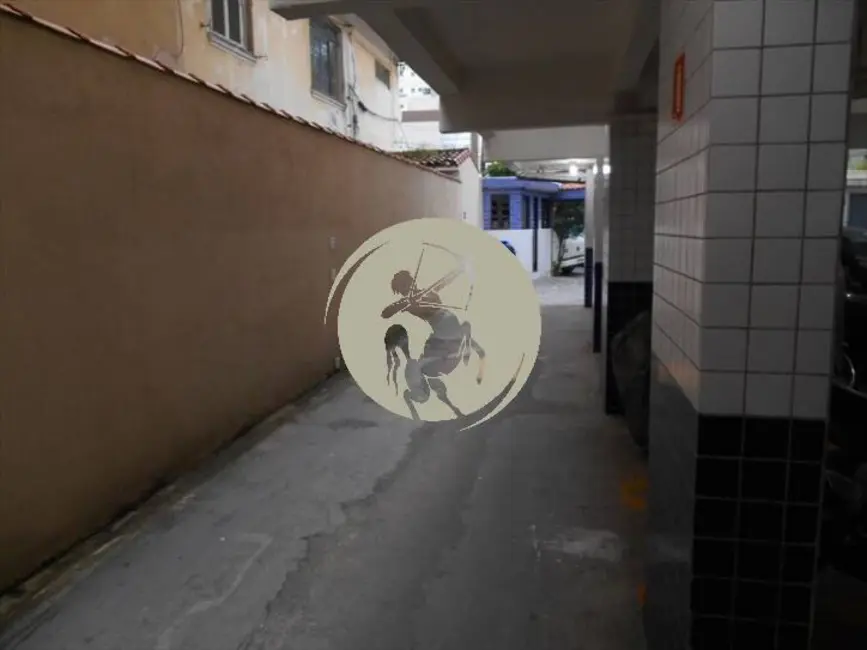 Foto 3 de Kitnet à venda, 27m2 em Ponta da Praia, Santos - SP