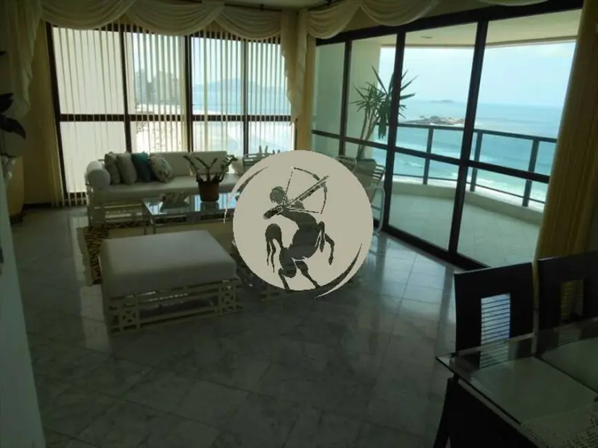 Apartamento com 3 quartos à venda, 200m2 em Guaruja - SP - imagem 9 Foto 9 de Apartamento com 3 quartos à venda, 200m2 em Guaruja - SP