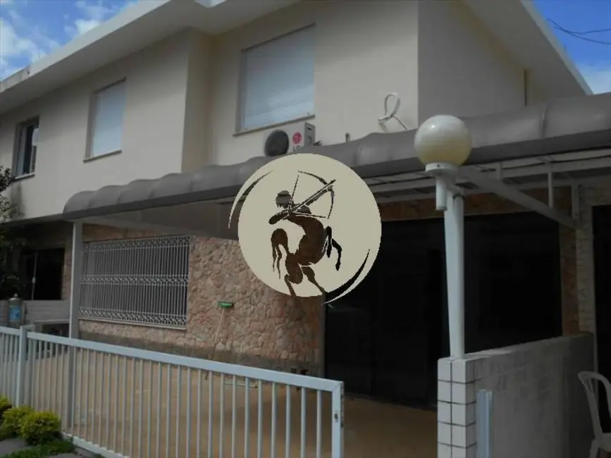 Sobrado com 3 quartos à venda, 180m2 em Ponta da Praia, Santos - SP - imagem 6 Foto 6 de Sobrado com 3 quartos à venda, 180m2 em Ponta da Praia, Santos - SP