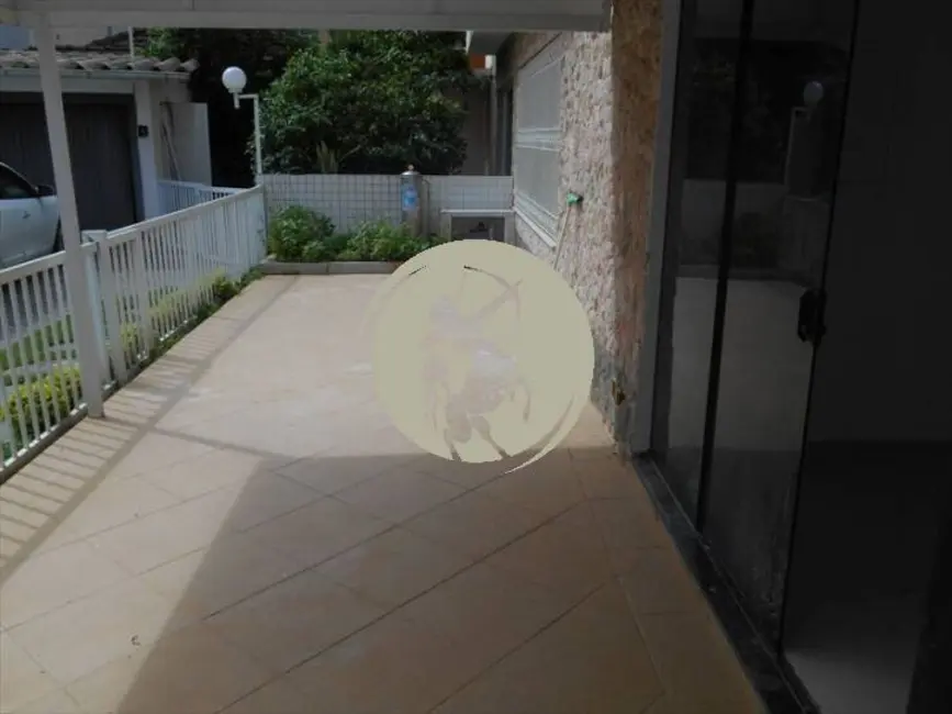 Sobrado com 3 quartos à venda, 180m2 em Ponta da Praia, Santos - SP - imagem 5 Foto 5 de Sobrado com 3 quartos à venda, 180m2 em Ponta da Praia, Santos - SP