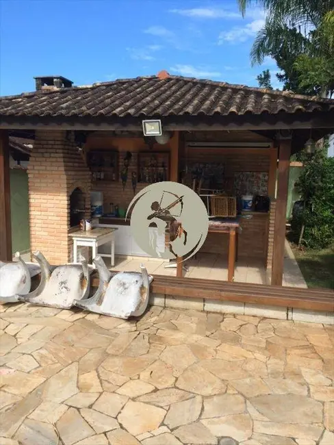 Sobrado com 7 quartos à venda, 325m2 em Sao Sebastiao - SP - imagem 6 Foto 6 de Sobrado com 7 quartos à venda, 325m2 em Sao Sebastiao - SP