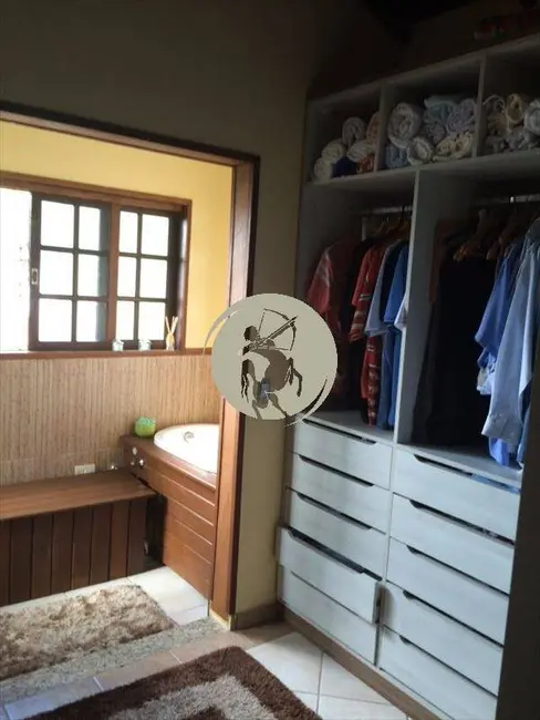 Sobrado com 7 quartos à venda, 325m2 em Sao Sebastiao - SP - imagem 3 Foto 3 de Sobrado com 7 quartos à venda, 325m2 em Sao Sebastiao - SP