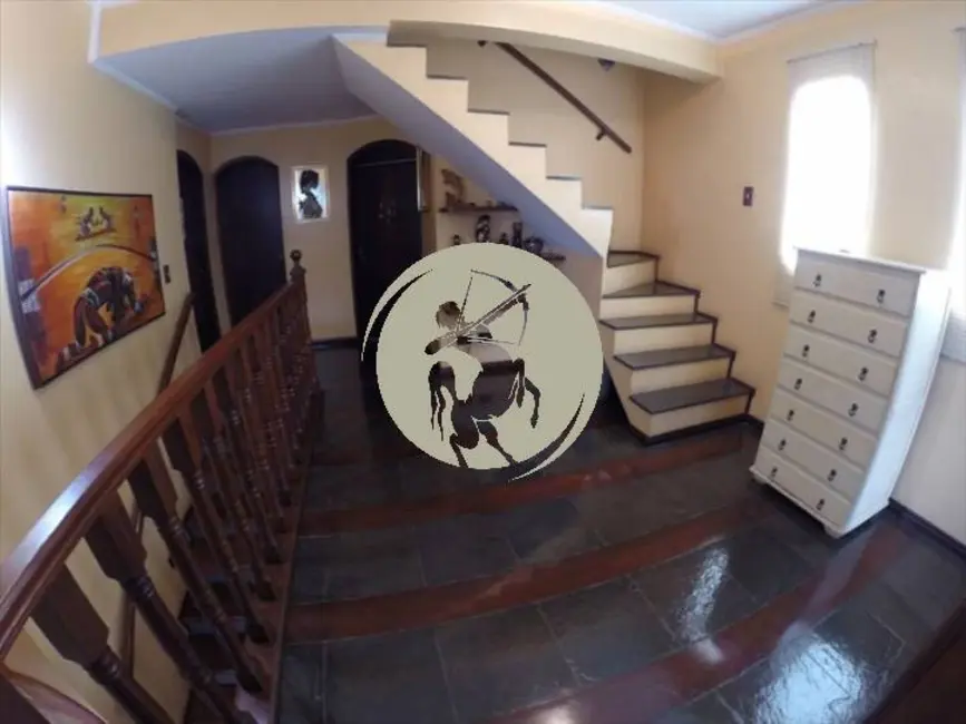 Sobrado com 4 quartos à venda, 285m2 em Presidente Altino, Osasco - SP - imagem 4 Foto 4 de Sobrado com 4 quartos à venda, 285m2 em Presidente Altino, Osasco - SP