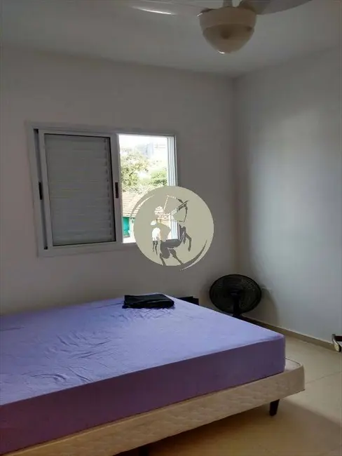 Casa com 2 quartos à venda, 80m2 em Encruzilhada, Santos - SP - imagem 2 Foto 2 de Casa com 2 quartos à venda, 80m2 em Encruzilhada, Santos - SP