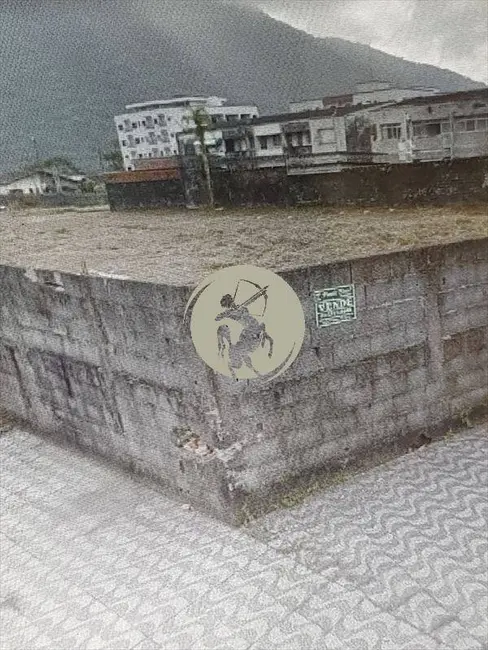 Foto 3 de Terreno / Lote à venda e para alugar, 4500m2 em Solemar, Praia Grande - SP