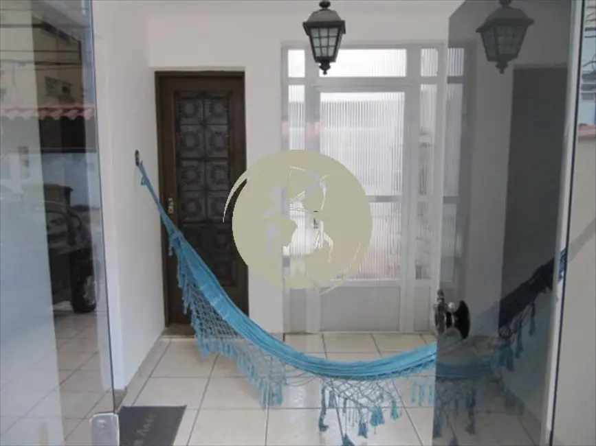 Foto 4 de Sobrado com 3 quartos à venda, 160m2 em Gonzaga, Santos - SP