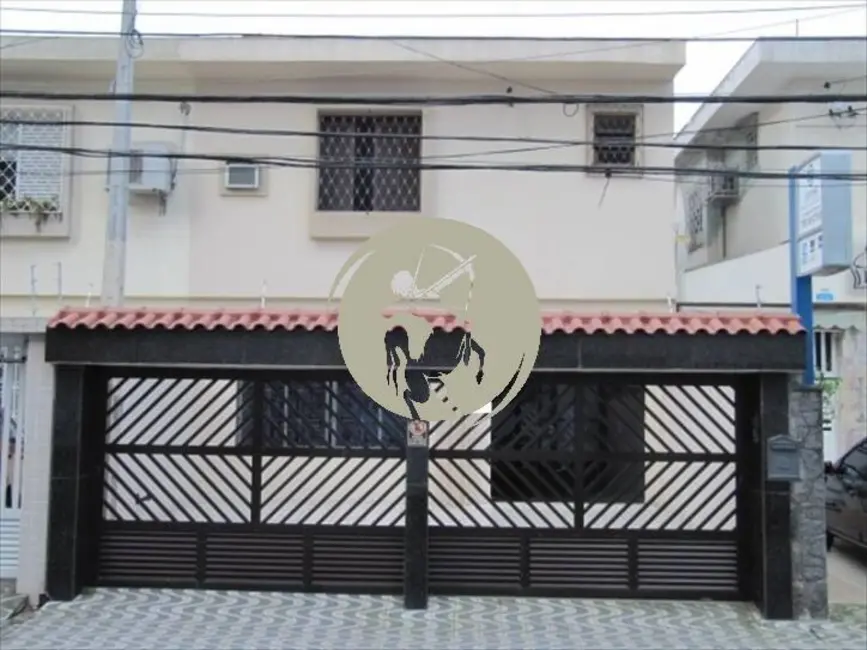 Foto 1 de Sobrado com 3 quartos à venda, 160m2 em Gonzaga, Santos - SP