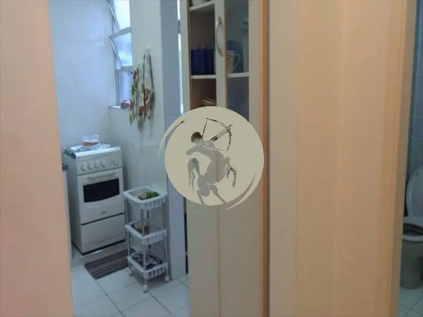 Foto 9 de Apartamento com 2 quartos à venda, 85m2 em Gonzaga, Santos - SP