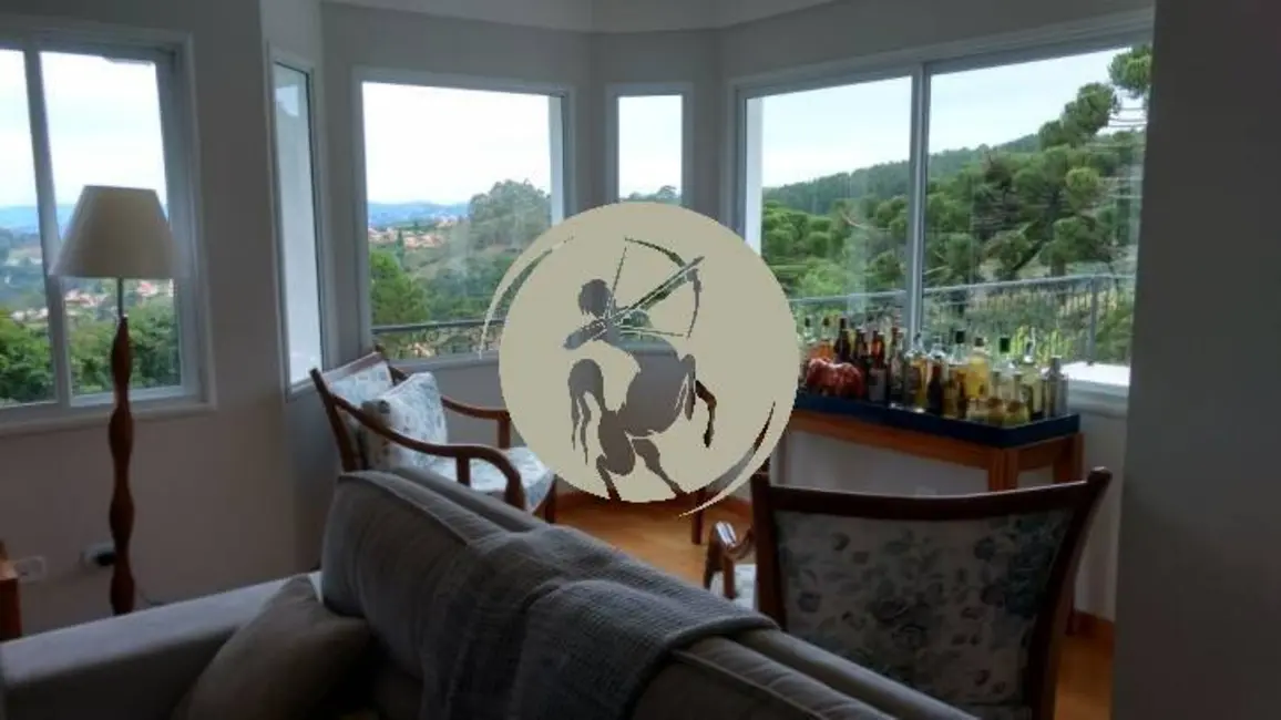 Foto 5 de Casa à venda, 152m2 em Campos Do Jordao - SP