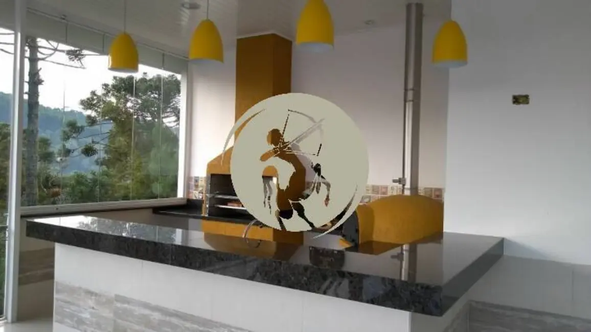 Foto 3 de Casa à venda, 152m2 em Campos Do Jordao - SP