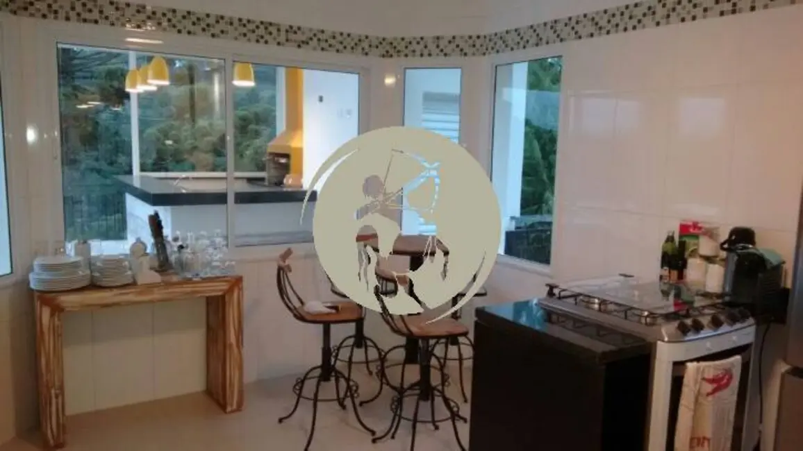 Foto 6 de Casa à venda, 152m2 em Campos Do Jordao - SP