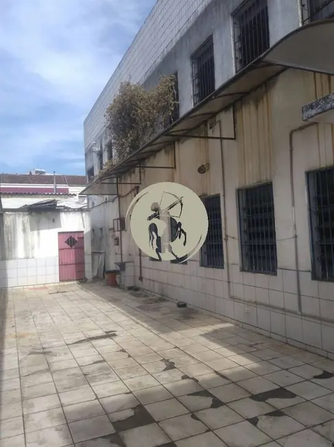 Armazém / Galpão à venda e para alugar, 1100m2 em Encruzilhada, Santos - SP - imagem 9 Foto 9 de Armazém / Galpão à venda e para alugar, 1100m2 em Encruzilhada, Santos - SP