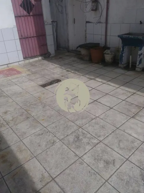 Armazém / Galpão à venda e para alugar, 1100m2 em Encruzilhada, Santos - SP - imagem 3 Foto 3 de Armazém / Galpão à venda e para alugar, 1100m2 em Encruzilhada, Santos - SP