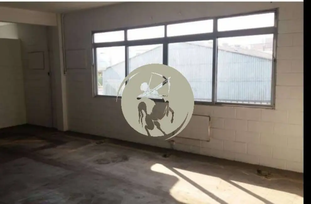 Armazém / Galpão à venda, 1000m2 em Chico de Paula, Santos - SP - imagem 6 Foto 6 de Armazém / Galpão à venda, 1000m2 em Chico de Paula, Santos - SP