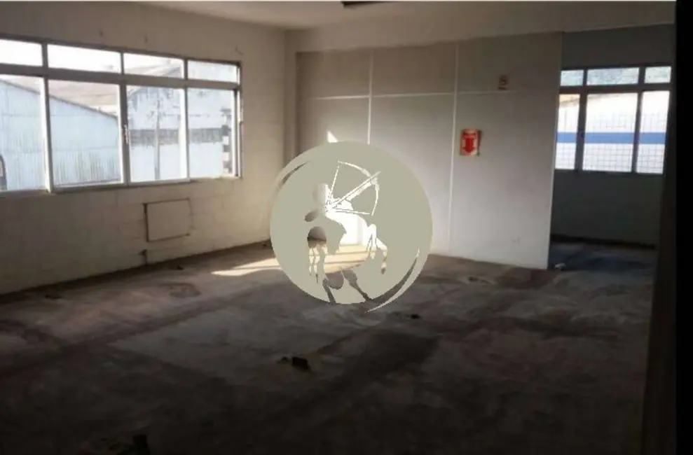 Armazém / Galpão à venda, 1000m2 em Chico de Paula, Santos - SP - imagem 8 Foto 8 de Armazém / Galpão à venda, 1000m2 em Chico de Paula, Santos - SP