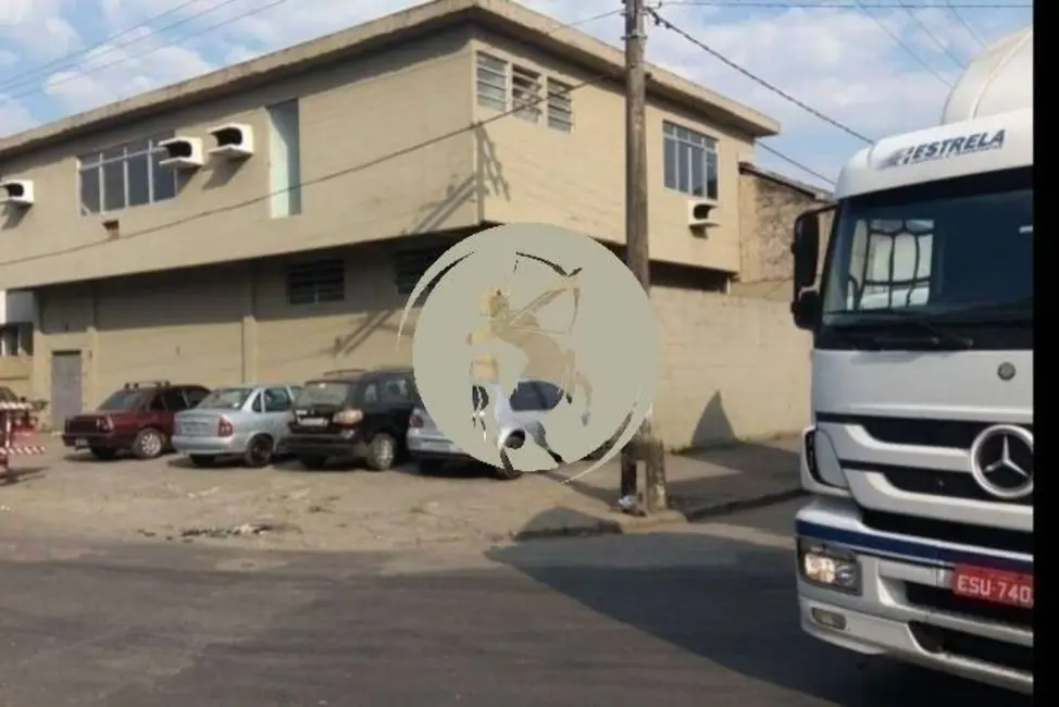 Armazém / Galpão à venda, 1000m2 em Chico de Paula, Santos - SP - imagem 3 Foto 3 de Armazém / Galpão à venda, 1000m2 em Chico de Paula, Santos - SP