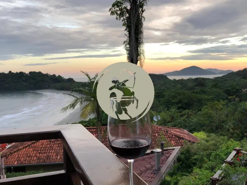 Casa de Condomínio com 5 quartos à venda, 400m2 em Guaruja - SP - imagem 3 Foto 3 de Casa de Condomínio com 5 quartos à venda, 400m2 em Guaruja - SP