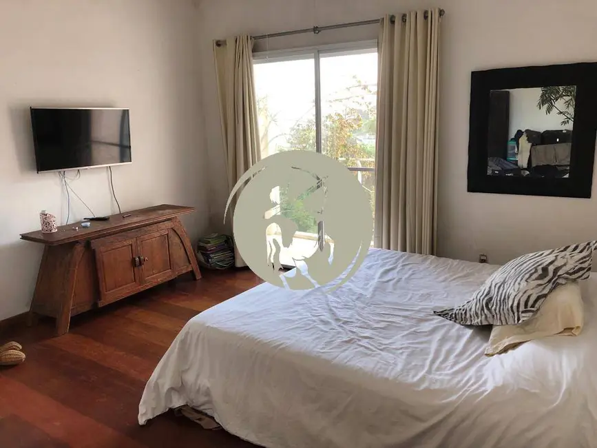 Casa de Condomínio com 8 quartos à venda, 700m2 em Marapé, Santos - SP - imagem 3 Foto 3 de Casa de Condomínio com 8 quartos à venda, 700m2 em Marapé, Santos - SP