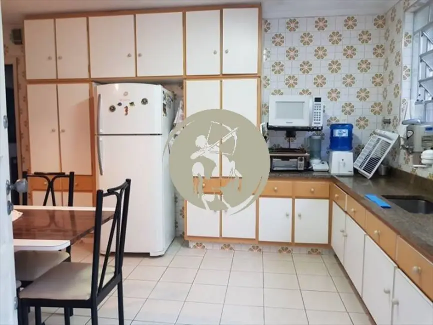 Foto 9 de Sobrado com 3 quartos à venda, 200m2 em Gonzaga, Santos - SP