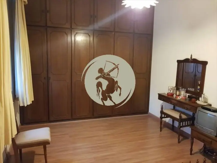 Foto 8 de Sobrado com 3 quartos à venda, 200m2 em Gonzaga, Santos - SP