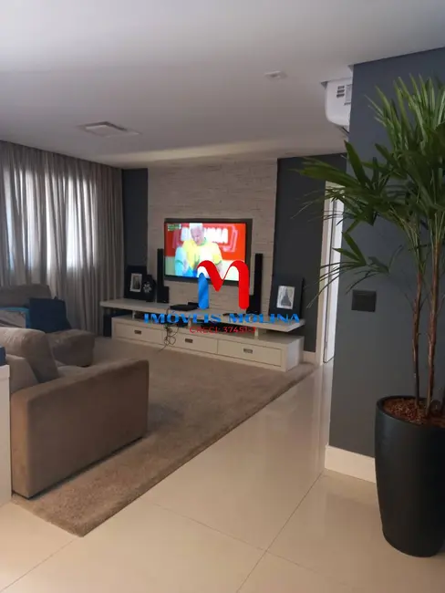 Apartamento com 3 quartos à venda, 128m2 em Jardim São Caetano, Sao Caetano Do Sul - SP - imagem 8 Foto 8 de Apartamento com 3 quartos à venda, 128m2 em Jardim São Caetano, Sao Caetano Do Sul - SP