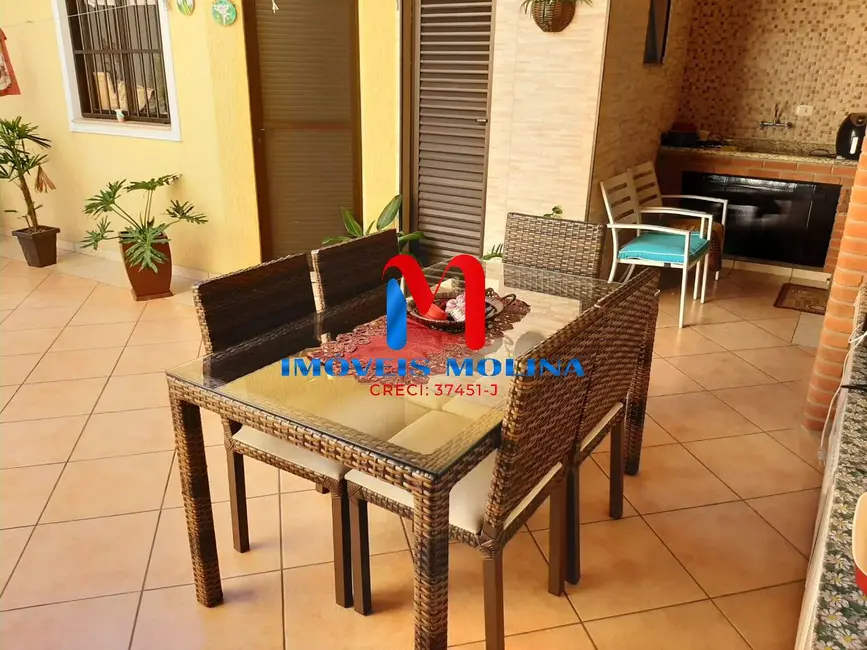 Foto 3 de Casa com 3 quartos à venda, 242m2 em Vila Califórnia, São Paulo - SP