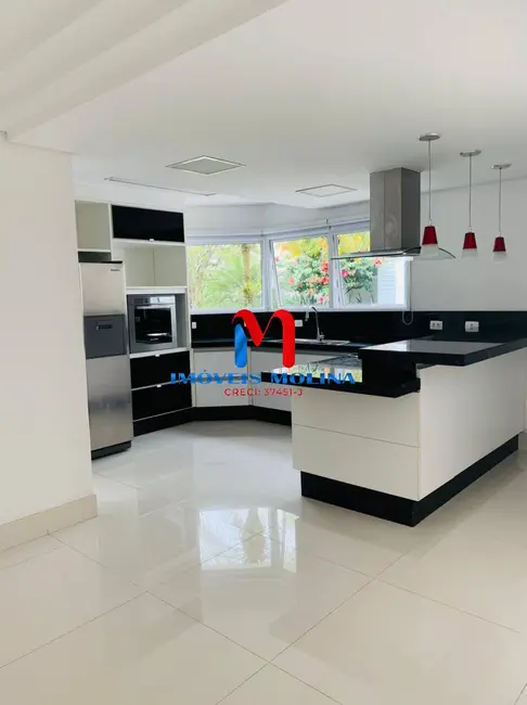 Sobrado com 4 quartos à venda, 450m2 em Parque Terra Nova II, Sao Bernardo Do Campo - SP - imagem 7 Foto 7 de Sobrado com 4 quartos à venda, 450m2 em Parque Terra Nova II, Sao Bernardo Do Campo - SP