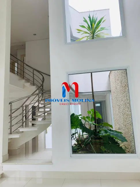 Sobrado com 4 quartos à venda, 450m2 em Parque Terra Nova II, Sao Bernardo Do Campo - SP - imagem 6 Foto 6 de Sobrado com 4 quartos à venda, 450m2 em Parque Terra Nova II, Sao Bernardo Do Campo - SP